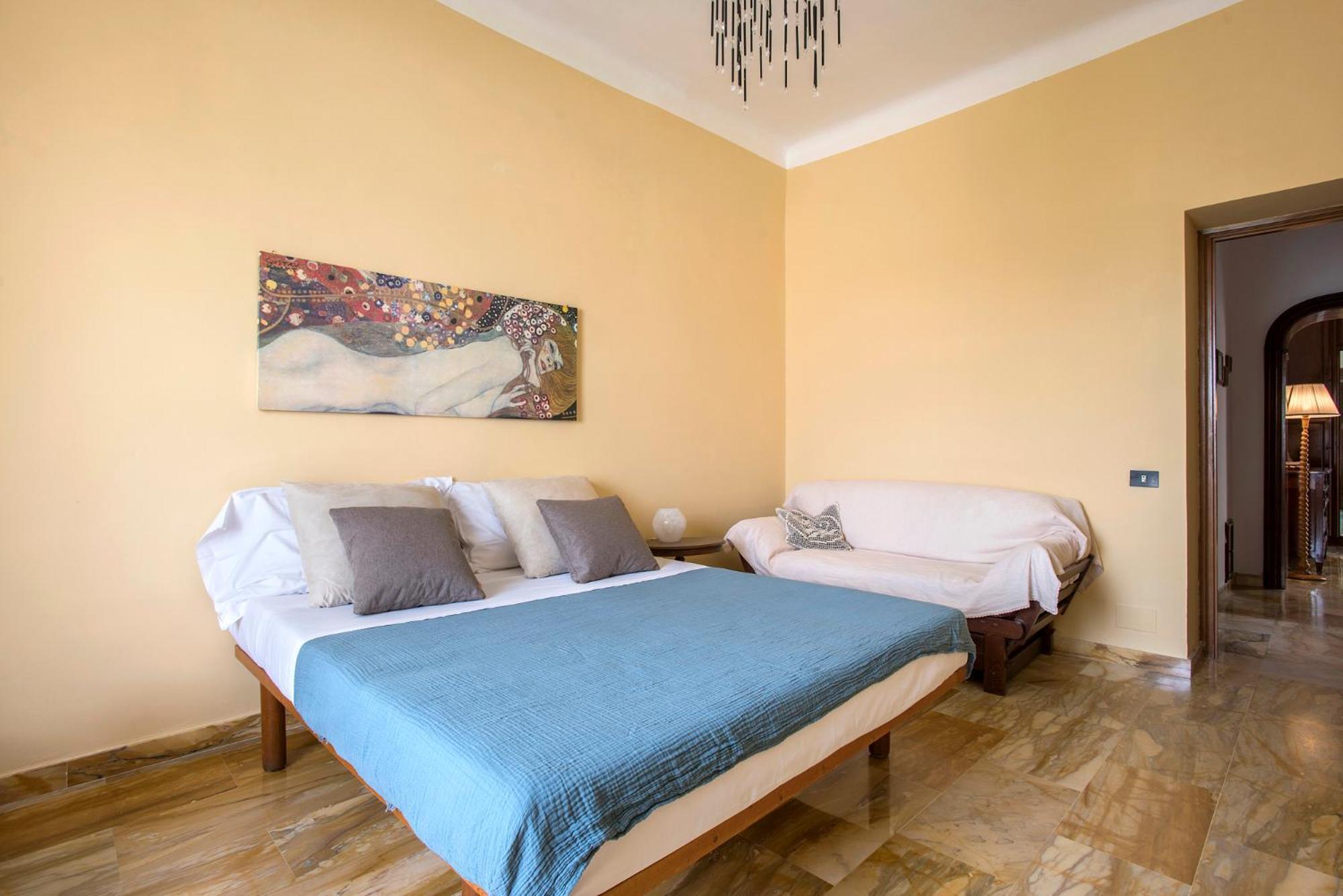 Paramount Penthouse Apartment Rome